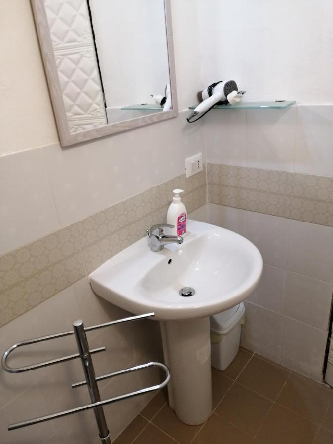 Le Rocce Bed & Breakfast *